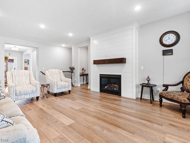 2847 Galway Drive , Brunswick Hills, OH 44212 Photo 9