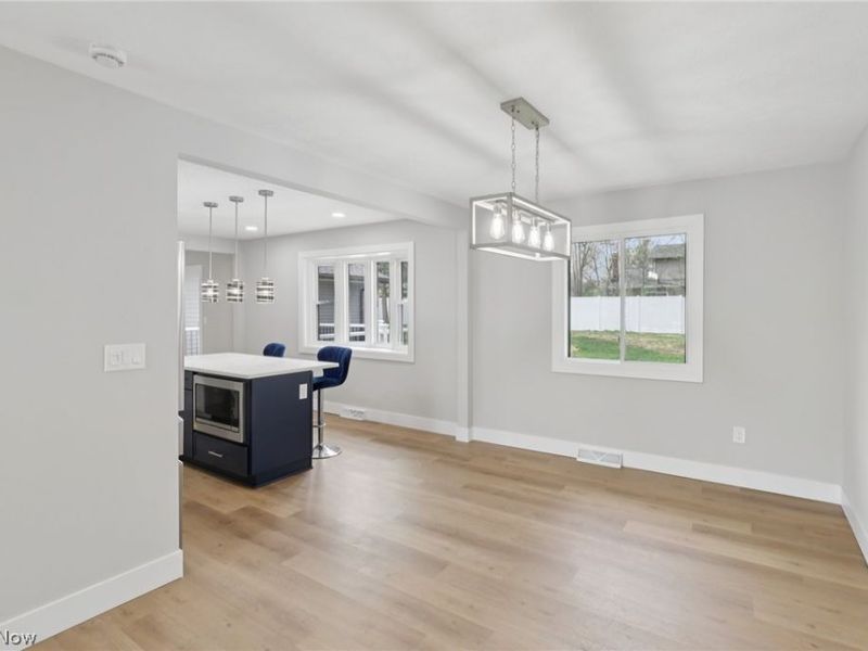 7718 Aldersyde Drive , Middleburg Heights, OH 44130 Photo 11