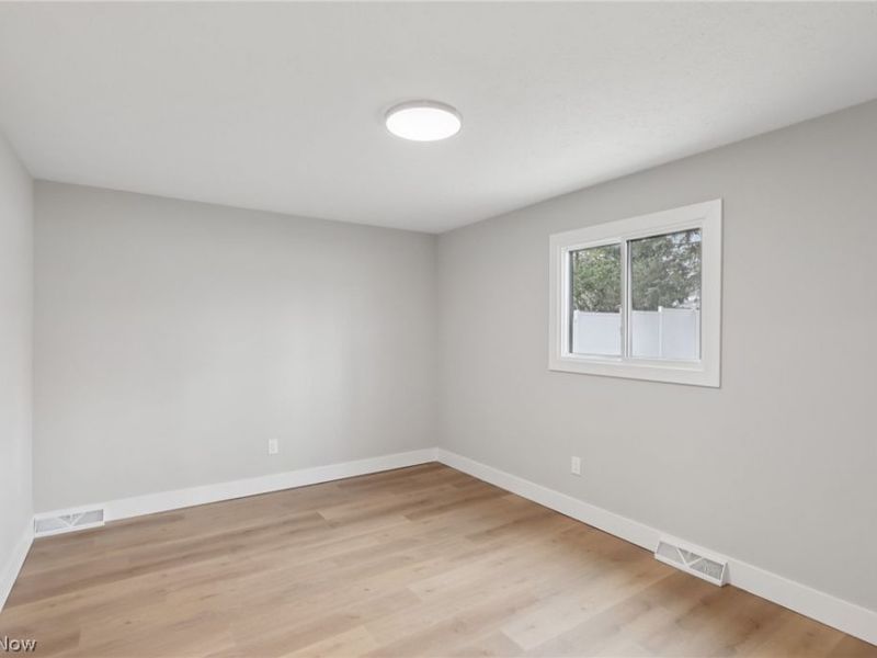 7718 Aldersyde Drive , Middleburg Heights, OH 44130 Photo 16