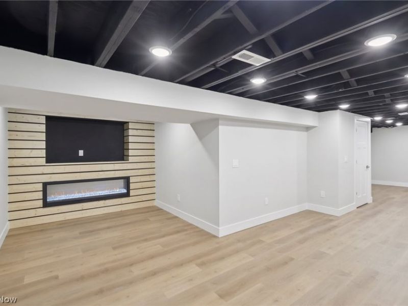 7718 Aldersyde Drive , Middleburg Heights, OH 44130 Photo 23