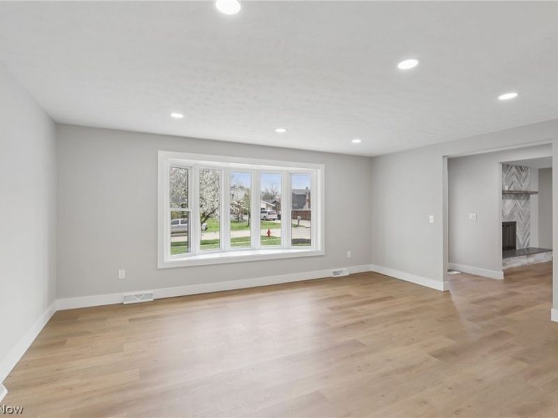 7718 Aldersyde Drive , Middleburg Heights, OH 44130 Photo 3