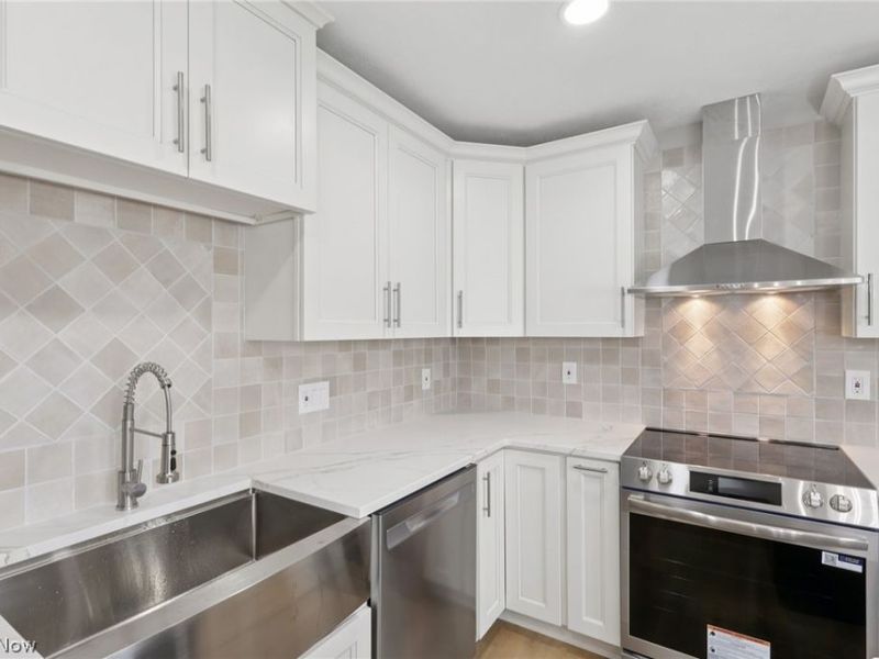 7718 Aldersyde Drive , Middleburg Heights, OH 44130 Photo 9