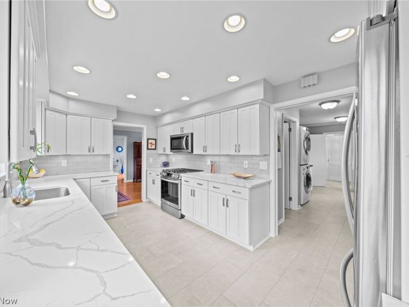 24100 Hazelmere Road, Shaker Heights, OH 44122 Photo 24