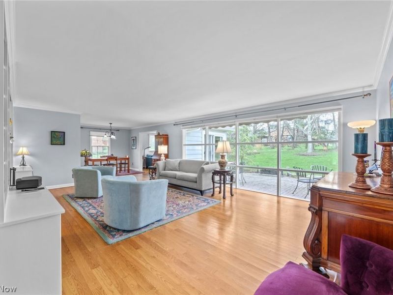 24100 Hazelmere Road, Shaker Heights, OH 44122 Photo 6