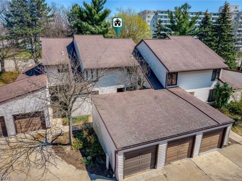 1472 S Taylor Road, Unit 1472, Cleveland Heights, OH 44118 Photo 1