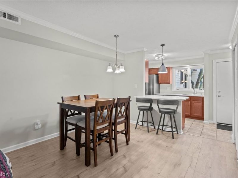 1472 S Taylor Road, Unit 1472, Cleveland Heights, OH 44118 Photo 12