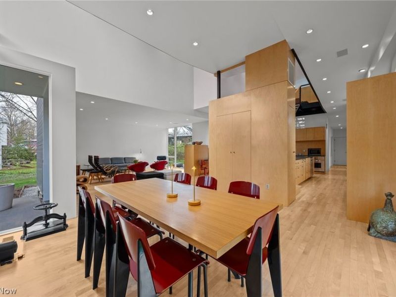 2226 Chestnut Hills Drive, Cleveland Heights, OH 44106 Photo 14