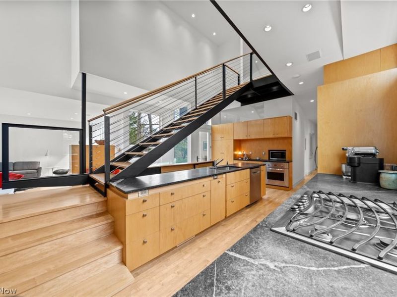 2226 Chestnut Hills Drive, Cleveland Heights, OH 44106 Photo 16