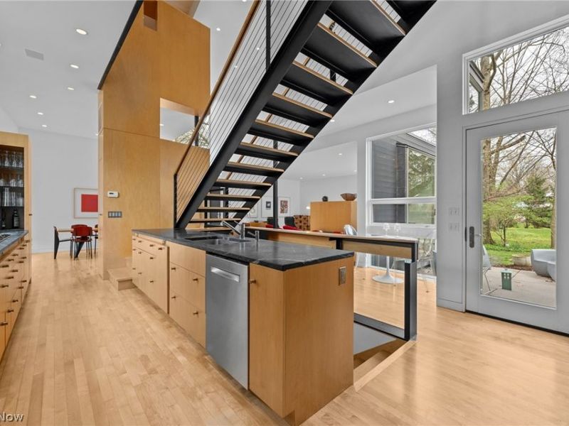 2226 Chestnut Hills Drive, Cleveland Heights, OH 44106 Photo 18