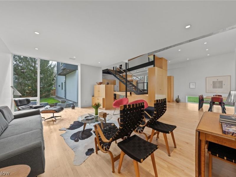 2226 Chestnut Hills Drive, Cleveland Heights, OH 44106 Photo 7