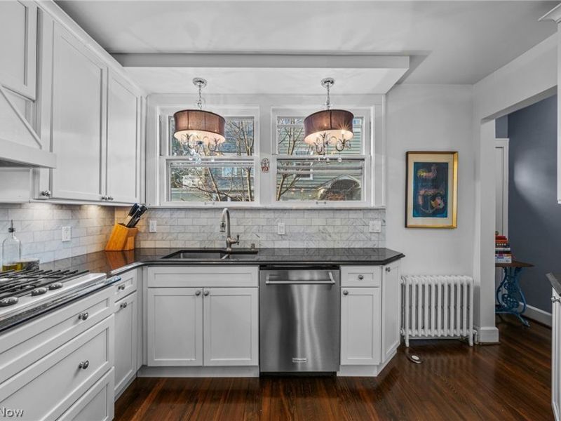 2352 Woodmere Drive, Cleveland Heights, OH 44106 Photo 18