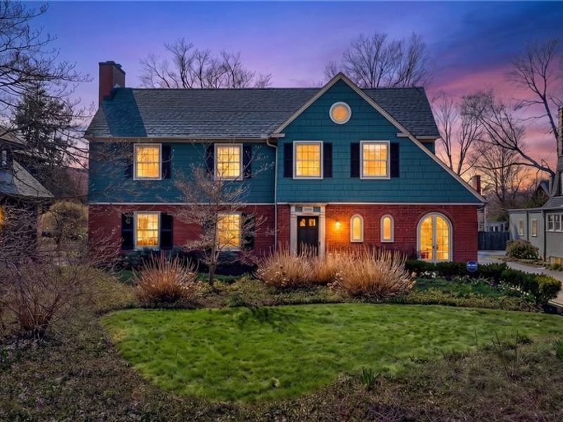 2352 Woodmere Drive, Cleveland Heights, OH 44106 Photo 2