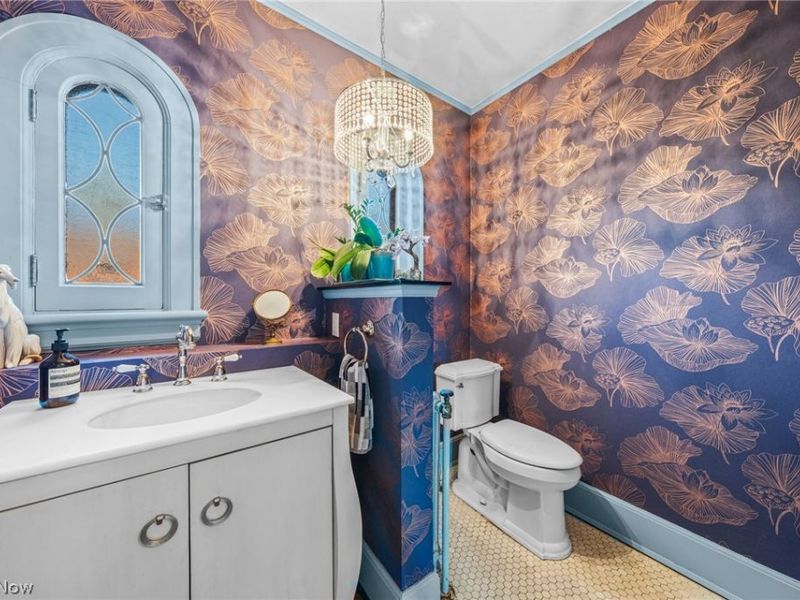 2352 Woodmere Drive, Cleveland Heights, OH 44106 Photo 24