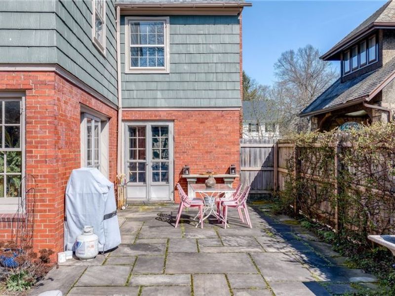 2352 Woodmere Drive, Cleveland Heights, OH 44106 Photo 47