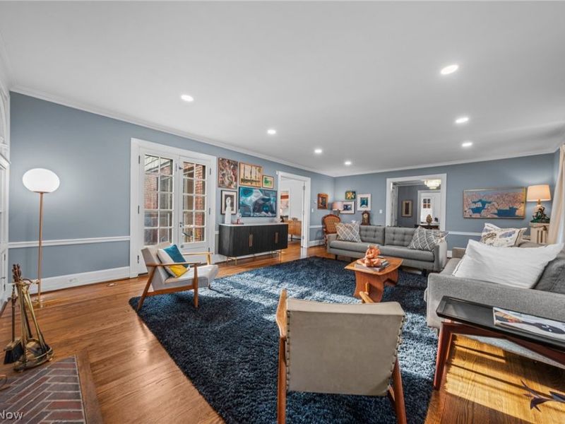 2352 Woodmere Drive, Cleveland Heights, OH 44106 Photo 7