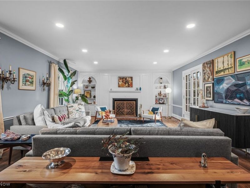 2352 Woodmere Drive, Cleveland Heights, OH 44106 Photo 8