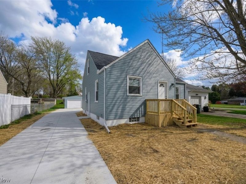 2212 Amherst Avenue NW, Massillon, OH 44646 Photo 21