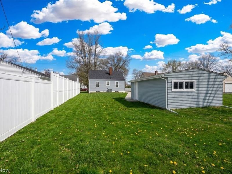 2212 Amherst Avenue NW, Massillon, OH 44646 Photo 23