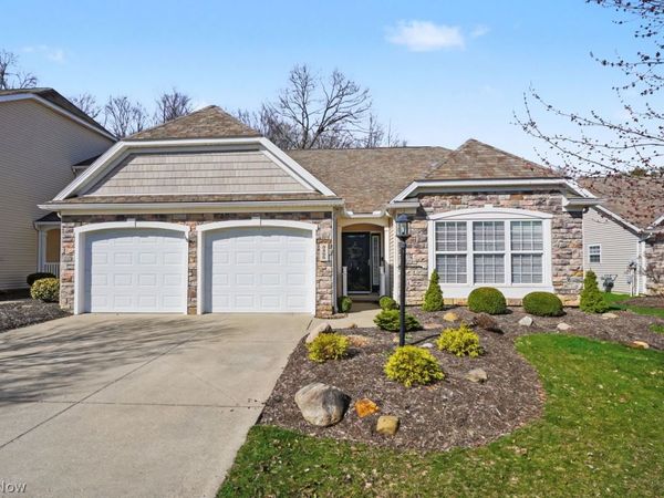 3455 River Rock Drive , Cuyahoga Falls, OH 44223