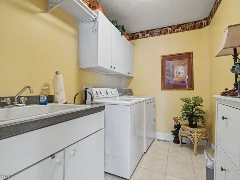 3455 River Rock Drive , Cuyahoga Falls, OH 44223 Photo 16