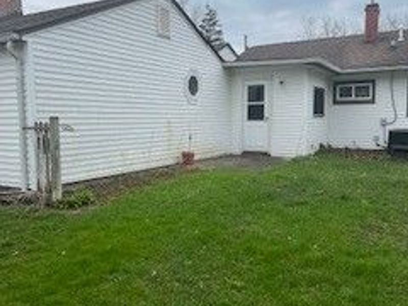 1999 Pinewood Drive , Brunswick, OH 44212 Photo 5