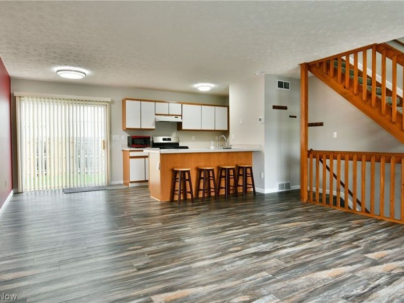 3254 Deer Trail, Unit B, Cortland, OH 44410 Photo 11