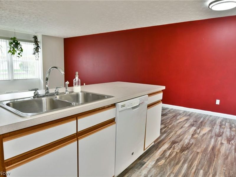 3254 Deer Trail, Unit B, Cortland, OH 44410 Photo 12