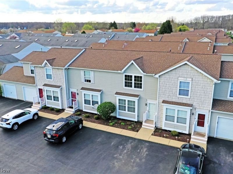 3254 Deer Trail, Unit B, Cortland, OH 44410 Photo 4