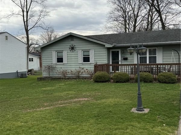 2158 Elm Trace Street, Austintown, OH 44515