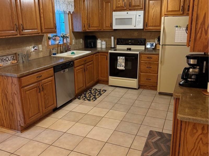 2158 Elm Trace Street, Austintown, OH 44515 Photo 4