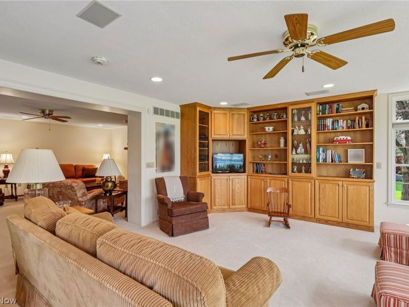 6860 Cliffside Drive, Vermilion, OH 44089 Photo 10