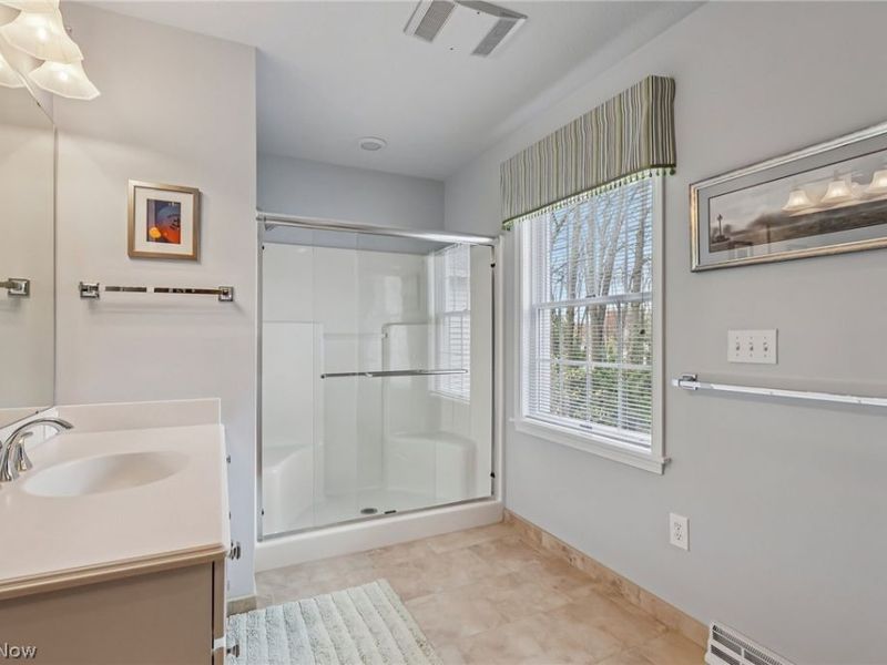 6860 Cliffside Drive, Vermilion, OH 44089 Photo 37