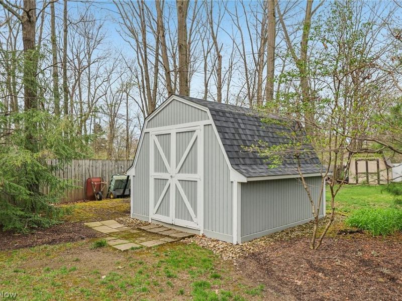 6860 Cliffside Drive, Vermilion, OH 44089 Photo 41