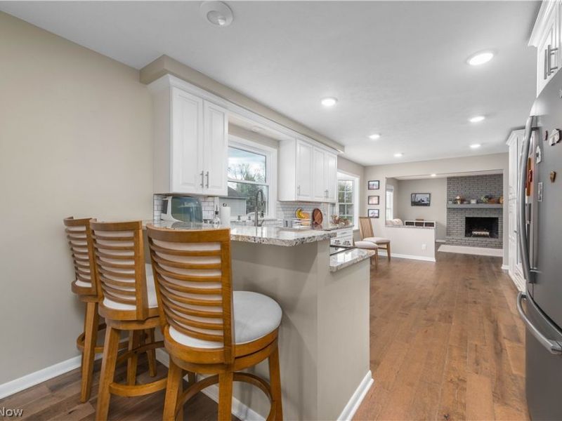 30850 Perry Drive, Bay Village, OH 44140 Photo 12