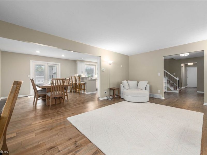 30850 Perry Drive, Bay Village, OH 44140 Photo 9