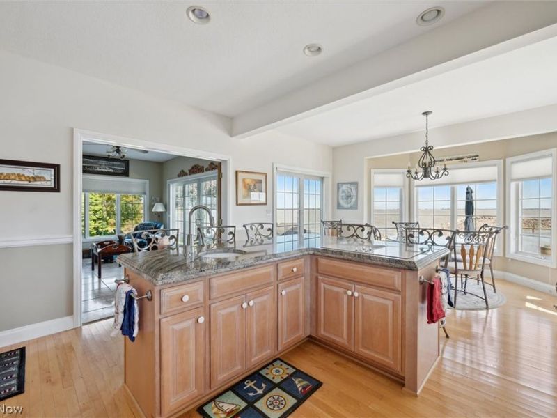 2170 Dorchester Drive, Marblehead, OH 43440 Photo 14