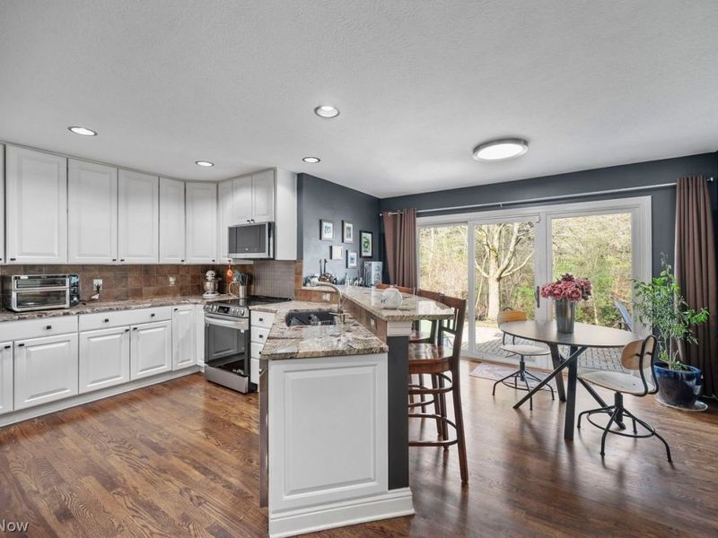 2973 Waterford Drive, Unit 4, Twinsburg, OH 44087 Photo 5