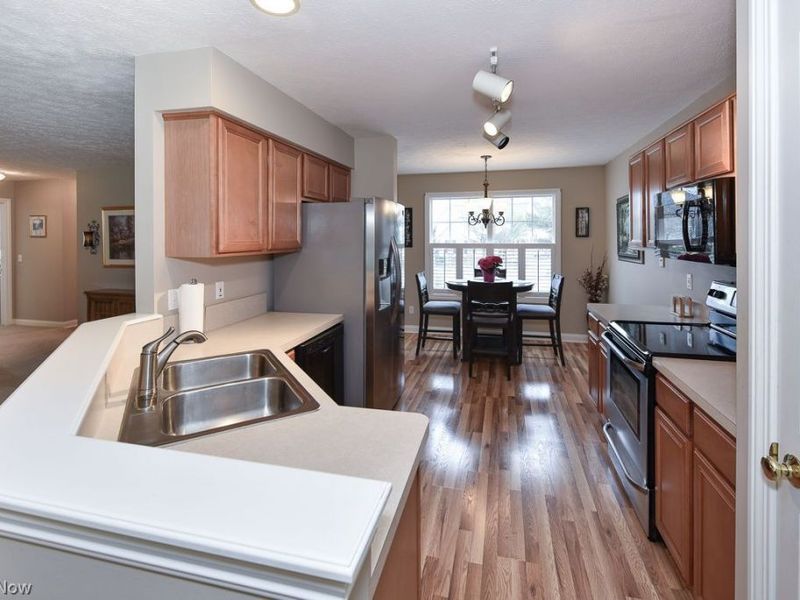 11235 Peppermint Place, North Royalton, OH 44133 Photo 8