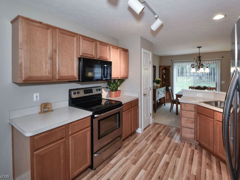 11235 Peppermint Place, North Royalton, OH 44133 Photo 9