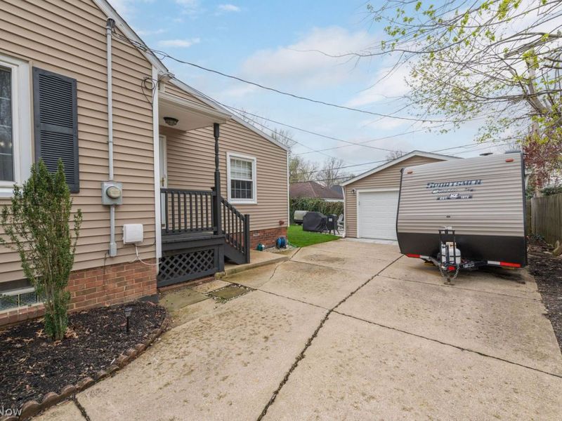 328 Oakmoor Road, Bay Village, OH 44140 Photo 39