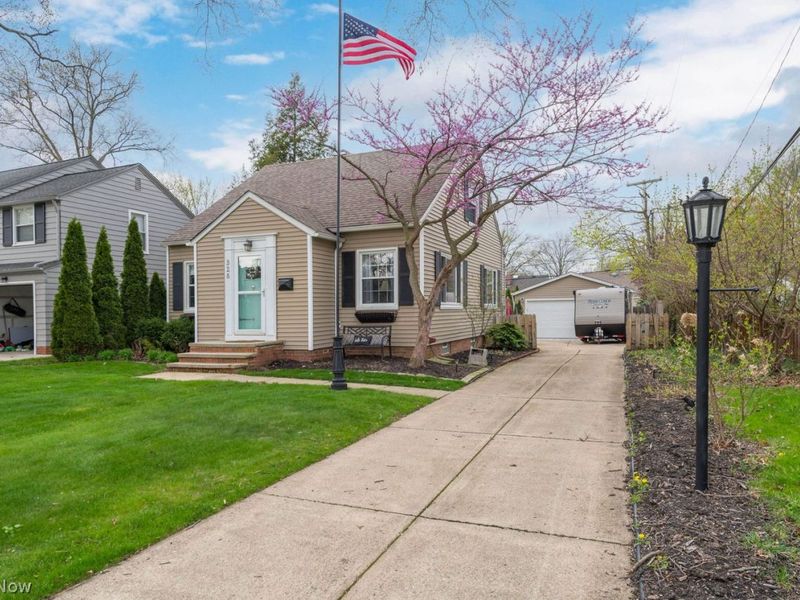 328 Oakmoor Road, Bay Village, OH 44140 Photo 48