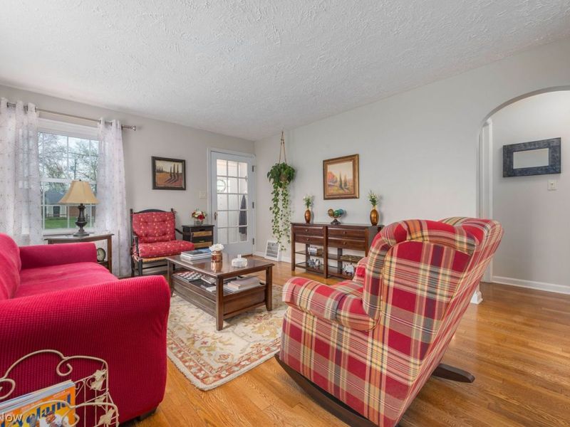 328 Oakmoor Road, Bay Village, OH 44140 Photo 6