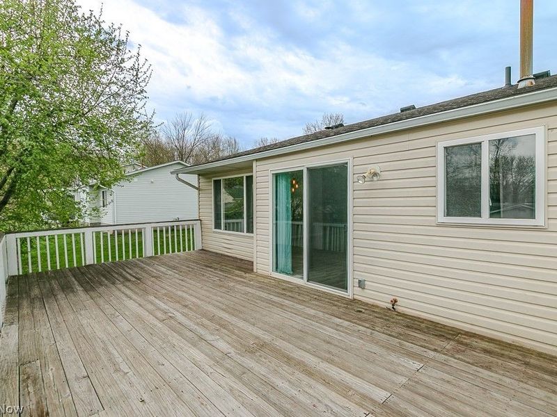 842 Doris Circle, Painesville, OH 44077 Photo 13