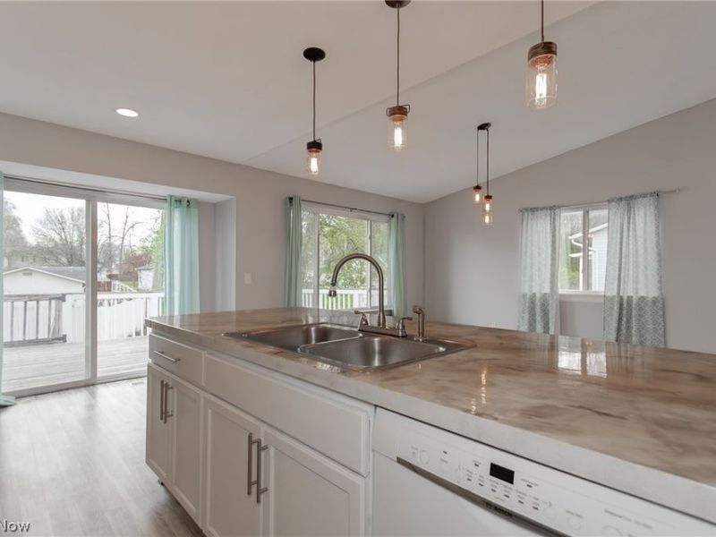 842 Doris Circle, Painesville, OH 44077 Photo 15