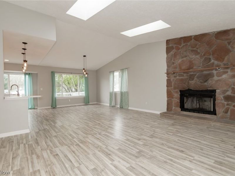 842 Doris Circle, Painesville, OH 44077 Photo 9