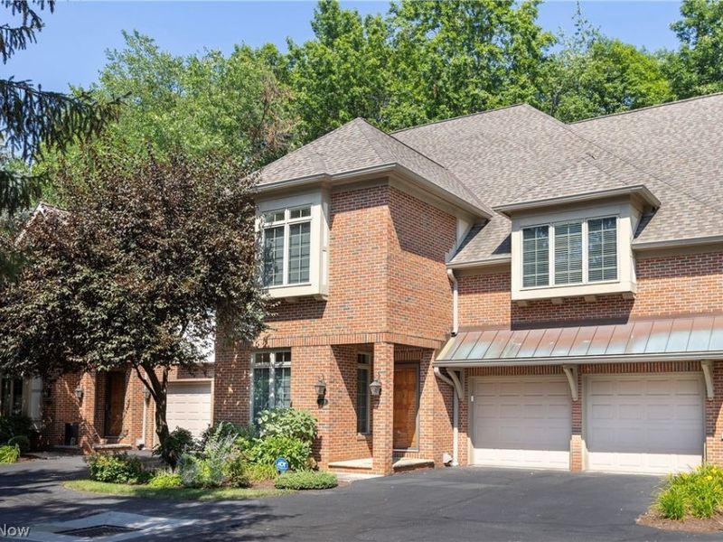 2499 Fairmount Boulevard, Unit 9, Cleveland Heights, OH 44106 Photo 1