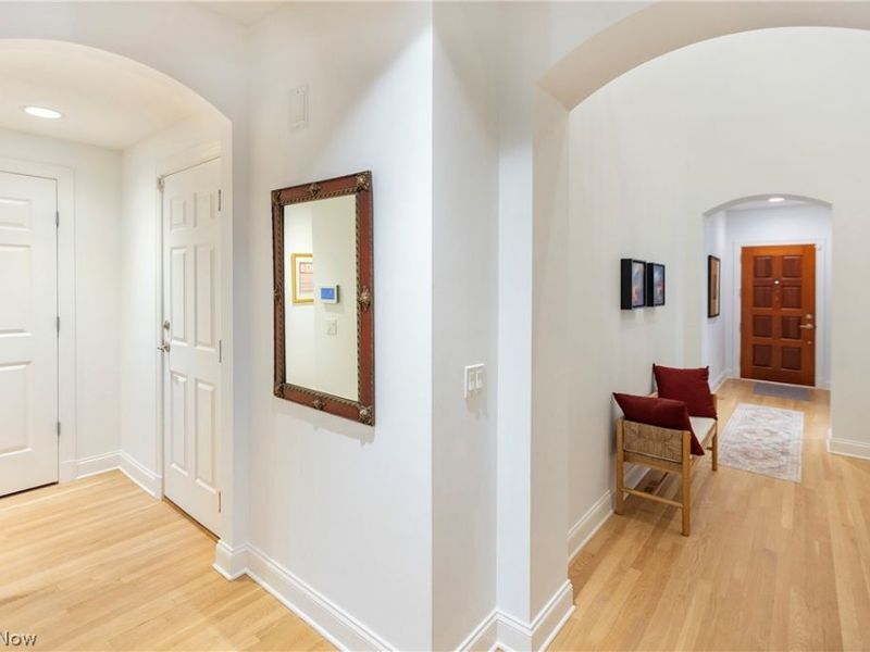 2499 Fairmount Boulevard, Unit 9, Cleveland Heights, OH 44106 Photo 21