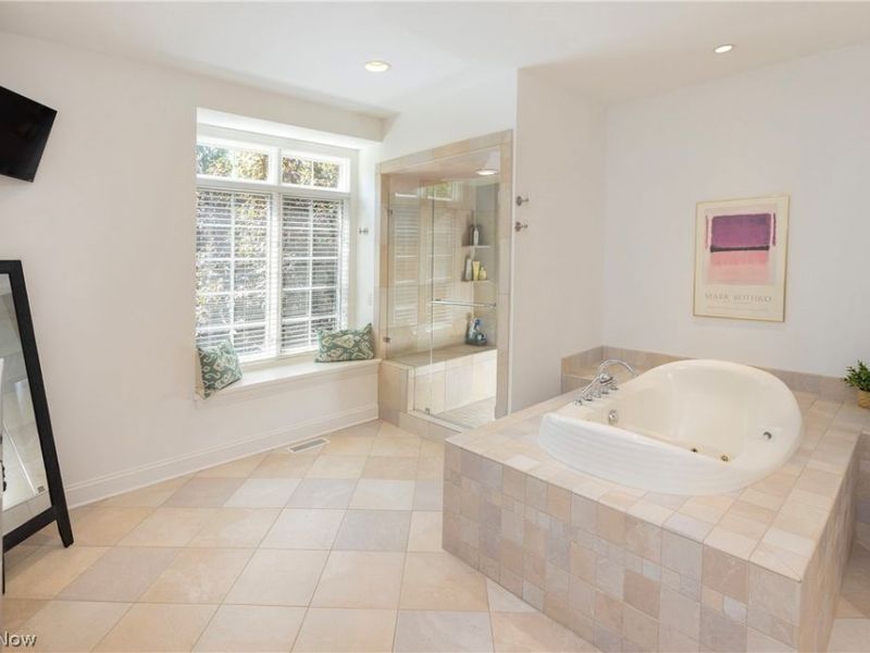 2499 Fairmount Boulevard, Unit 9, Cleveland Heights, OH 44106 Photo 30