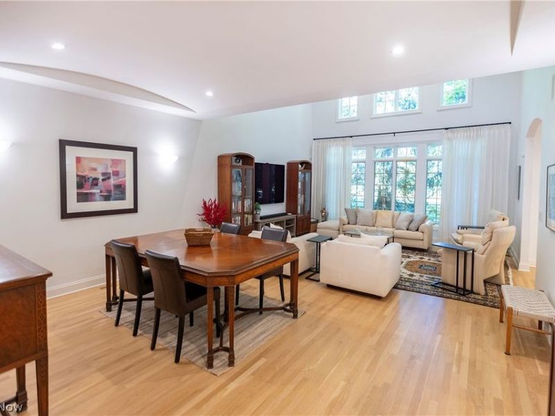 2499 Fairmount Boulevard, Unit 9, Cleveland Heights, OH 44106 Photo 6