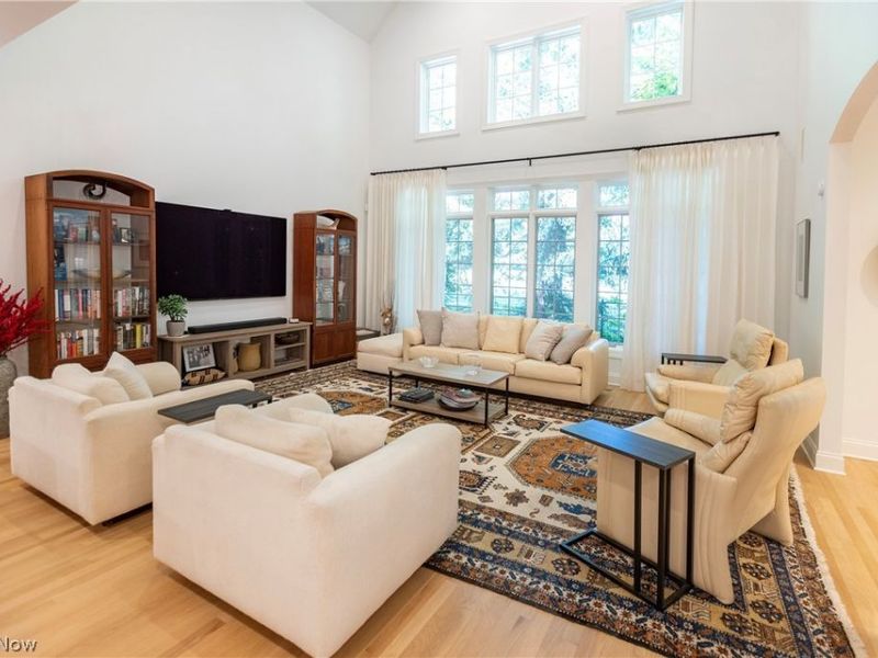 2499 Fairmount Boulevard, Unit 9, Cleveland Heights, OH 44106 Photo 8